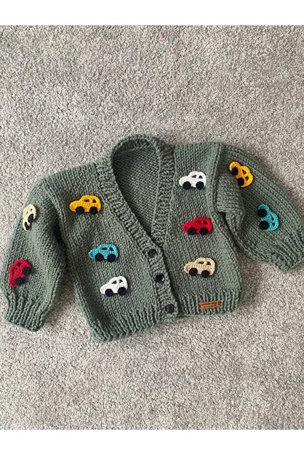 Детский кардиган для мальчиков с принтом Hand knitted boy's cardigan with car detail Nevalin, Green
