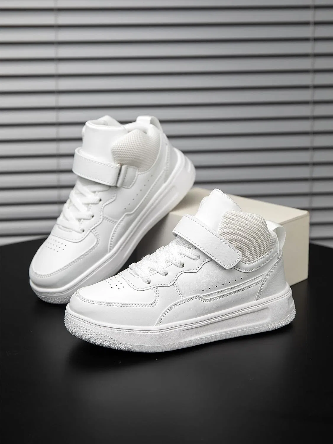 Детские кроссовки с кожаным верхом Sports Board Shoes JTTIO, Ivory — фото 3