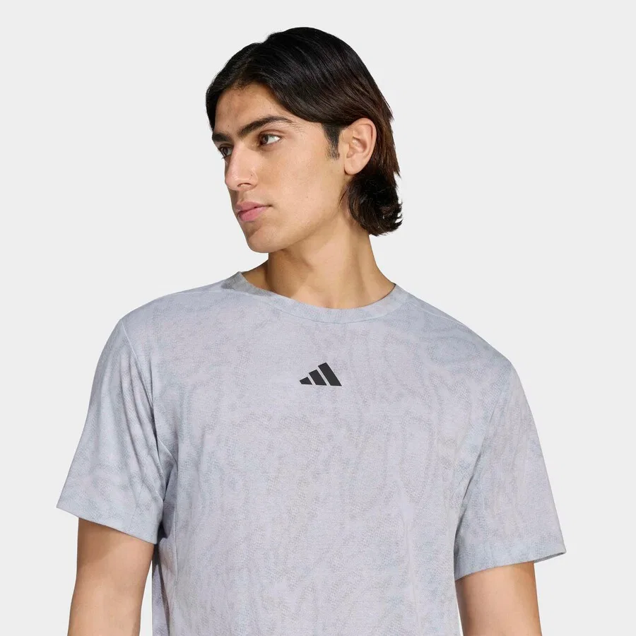 Футболка ADIDAS PERFORMANCE светло-серого цвета — фото 3