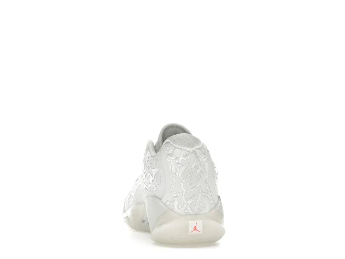 Детские кроссовки для мальчиков с длинным шнурком Jordan Zion 3 Jordan, White/Off White/Pink Foam/Vapor Green — фото 4
