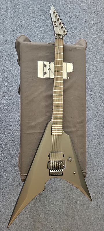 

Электрогитара ESP LTD Arrow-1000 Black Metal 2022 - Black Satin