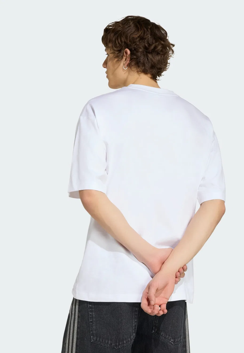 Спортивная футболка Adidas Performance Shirt AU EF GR ll белого цвета — фото 2