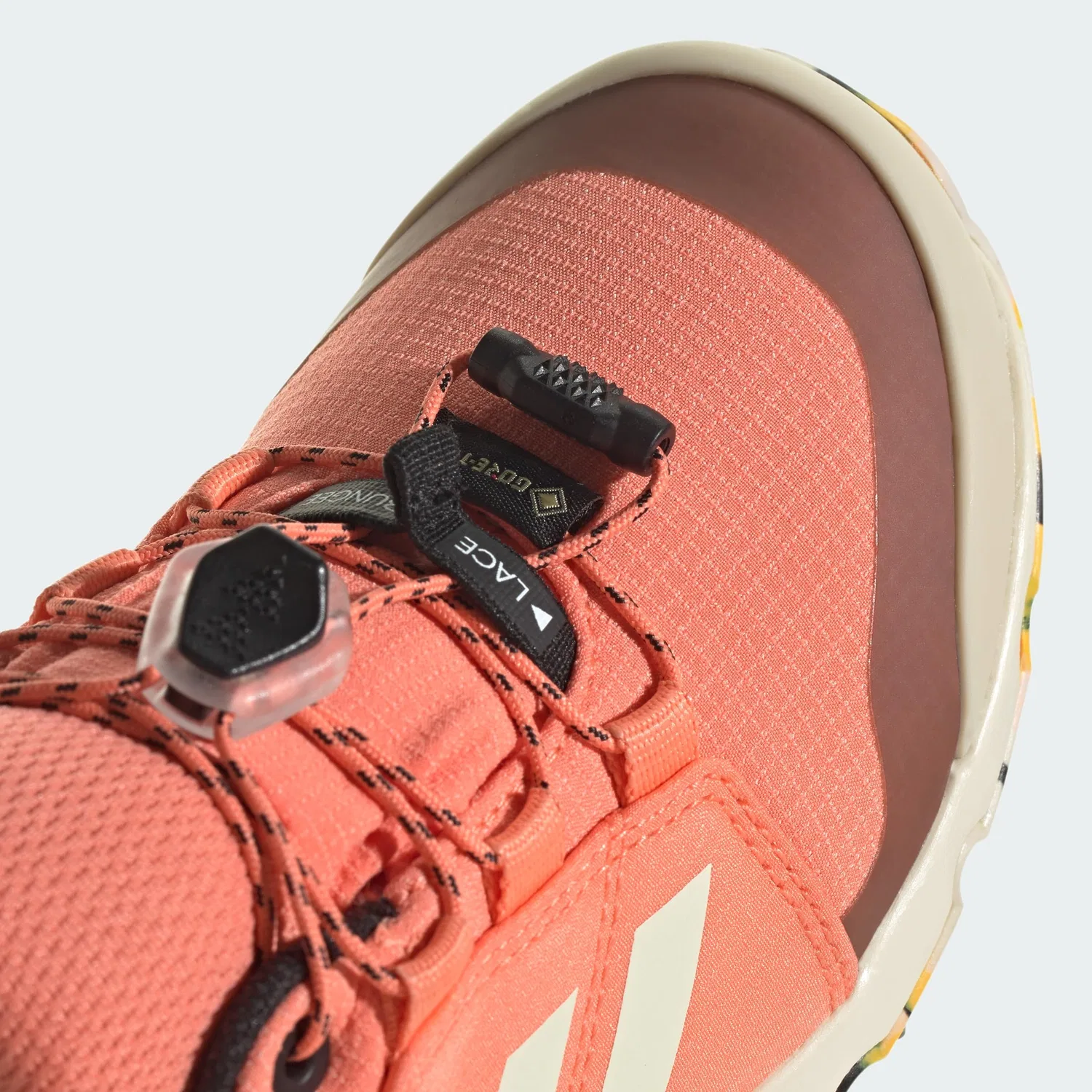 Детские кроссовки для походов с мембраной Terrex Gore-tex Hiking Adidas, Orange Coral Fusion Wonder White Core Black — фото 2