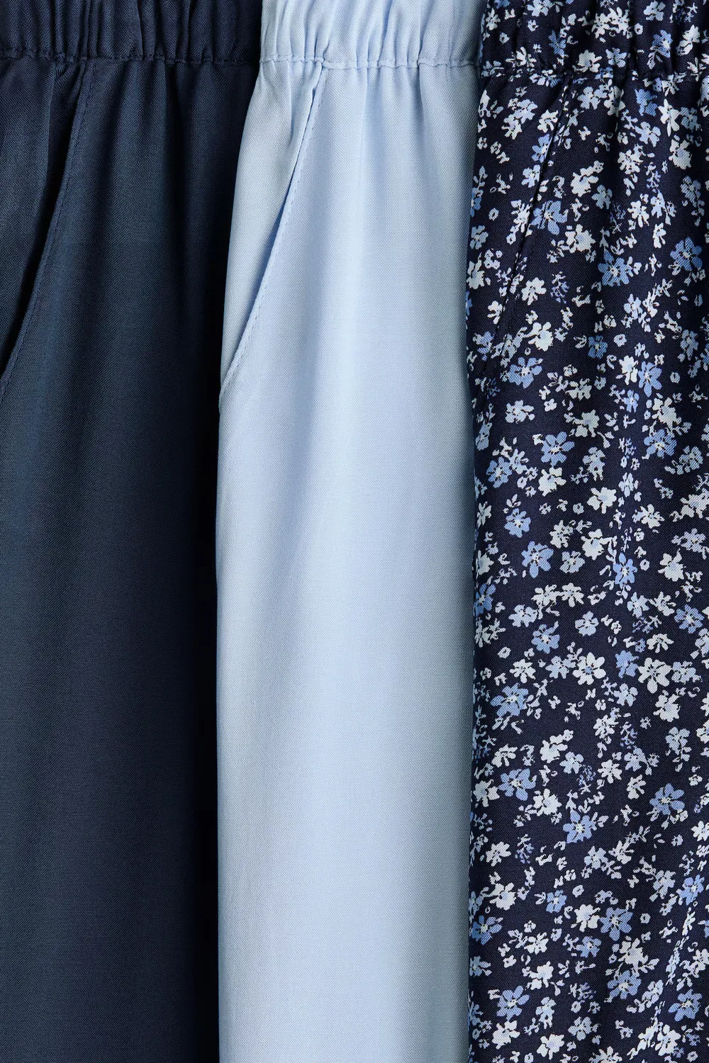 Комплект из 3 спортивных штанов H&M, Marineblau/Geblümt — фото 2
