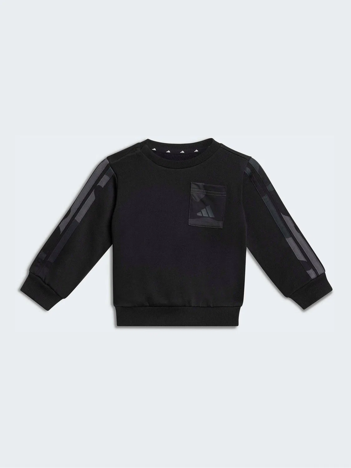 Детский спортивный костюм adidas Black Ground Essentials из флиса с камуфляжным принтом, черный — фото 2