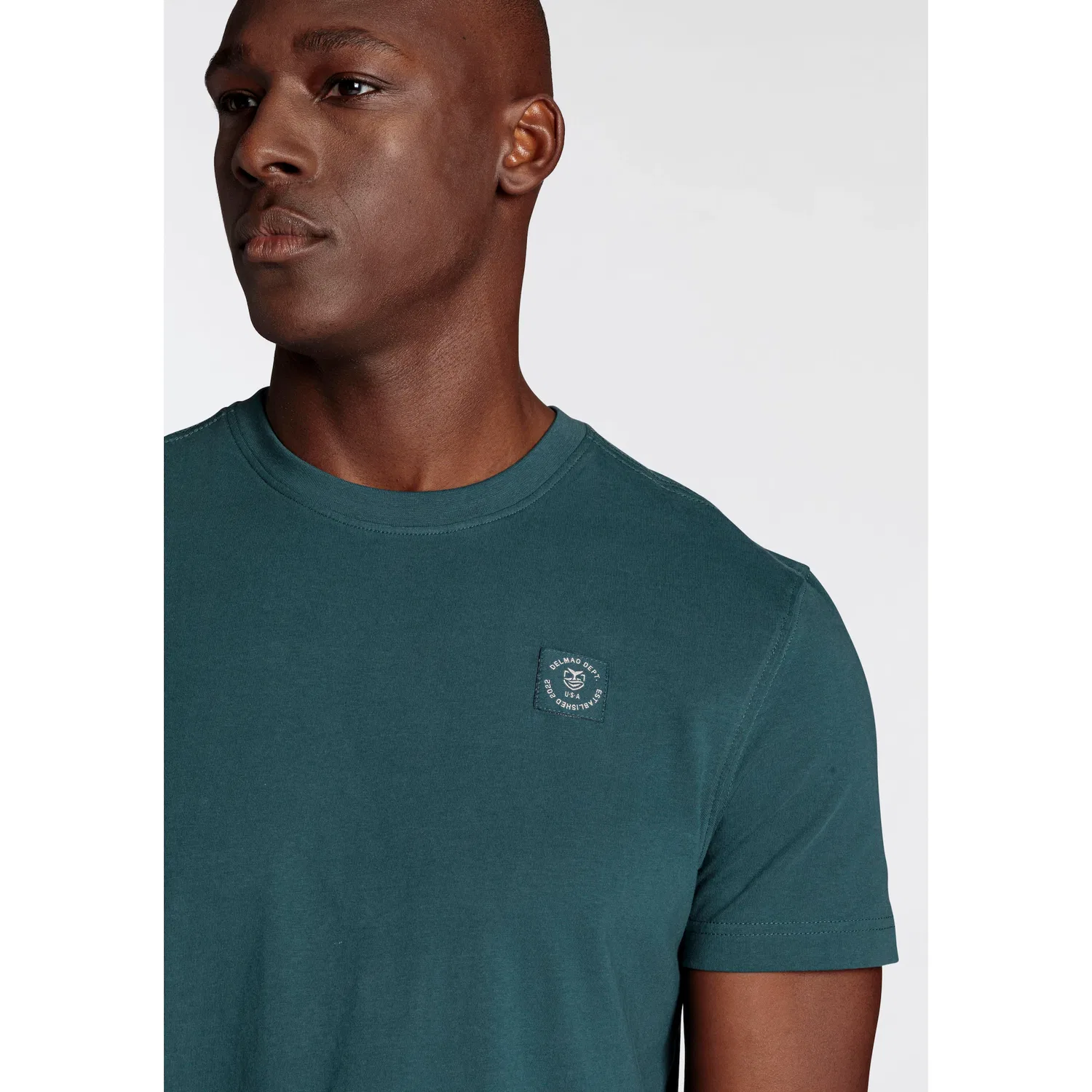 Детская футболка с круглым вырезом DELMAO, Dark Green — фото 3