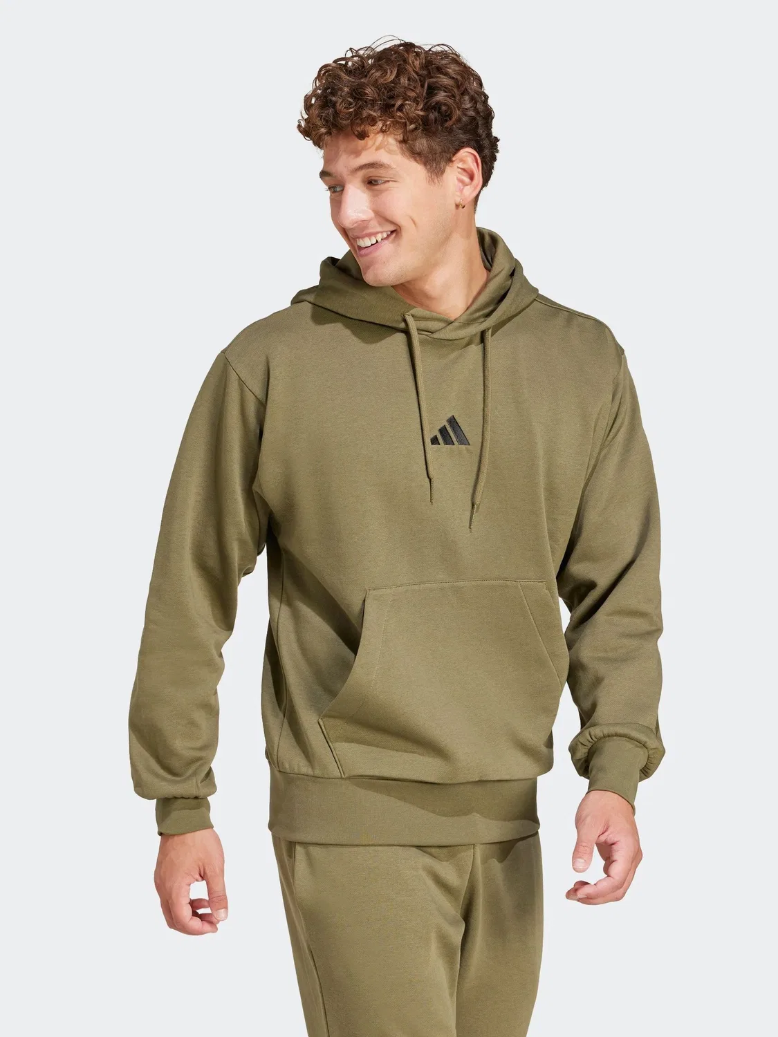 Худи флисовое adidas Essentials Feelcozy, светло-коричневый — фото 4