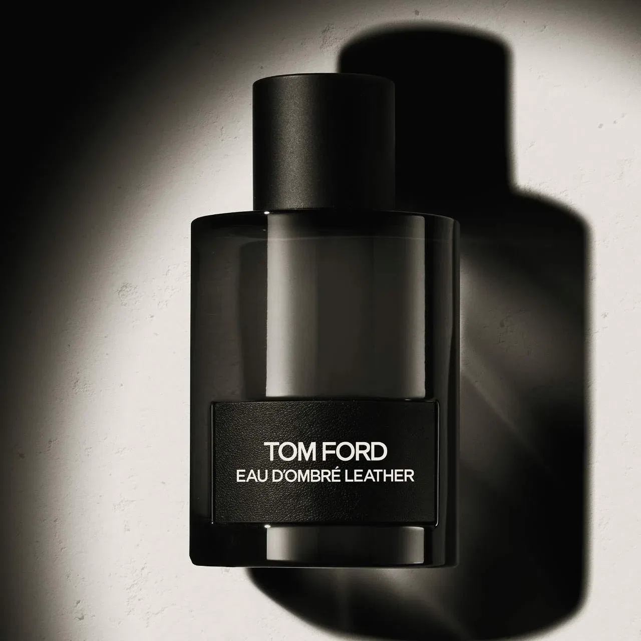 Туалетная вода, Eau d'Ombre Leather TOM FORD, с нотами ванили и янтаря, 100 мл — фото 3