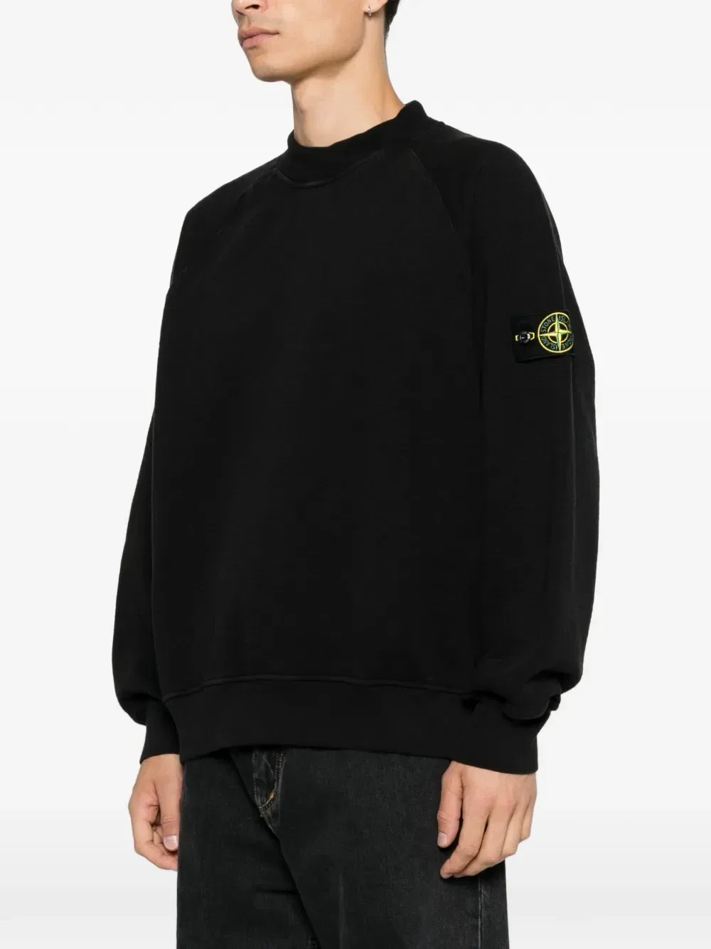 Свитшот с рукавами реглан и нашивкой-компасом Stone Island, черный