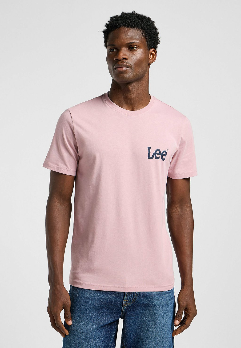 

Футболка с принтом SHORT SLEEVE MEDIUM WOBBLY REGULAR FIT Lee, сиреневый