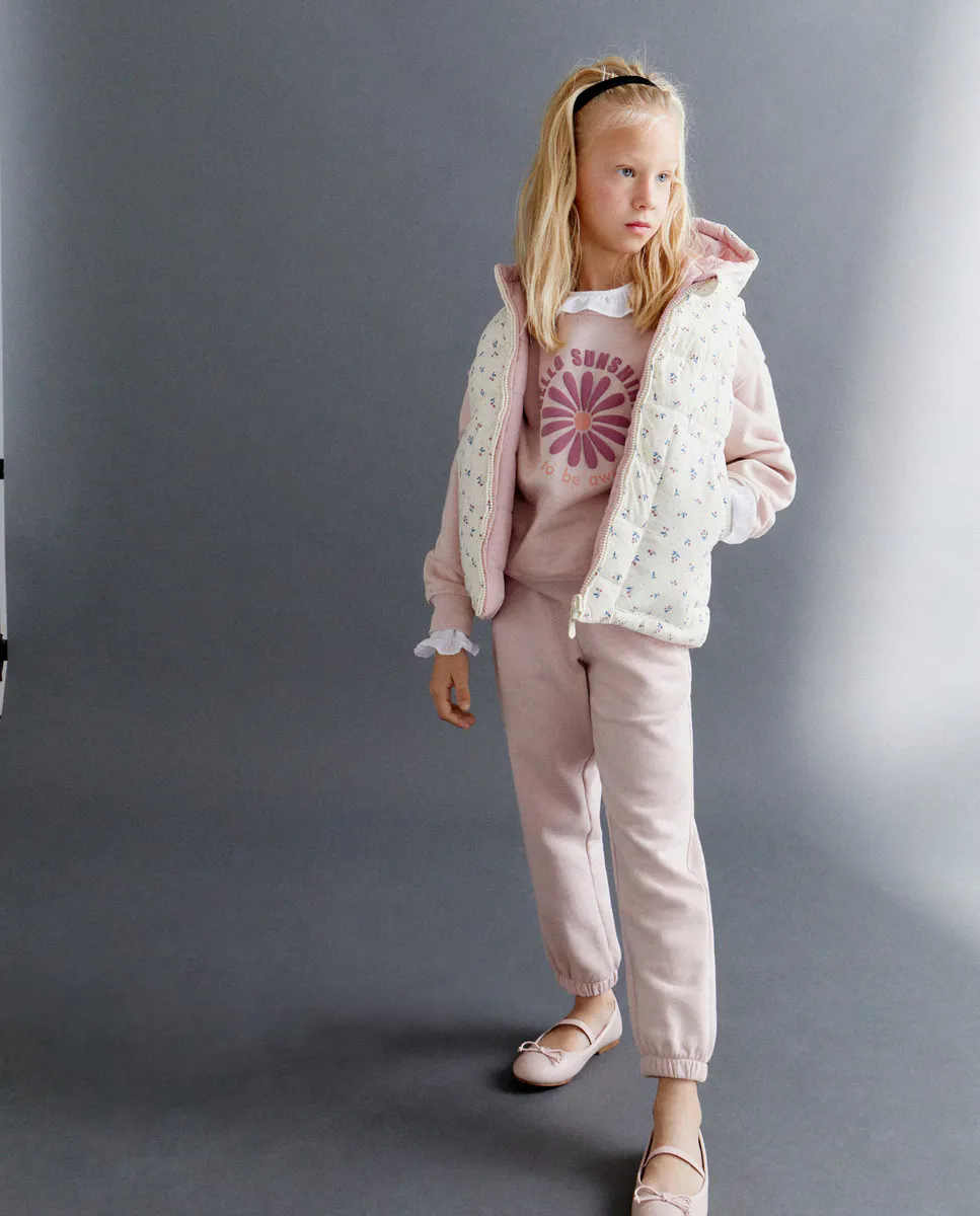 

Жилет для девочки однотонный, двусторонний Kids El Corte Inglés, белый