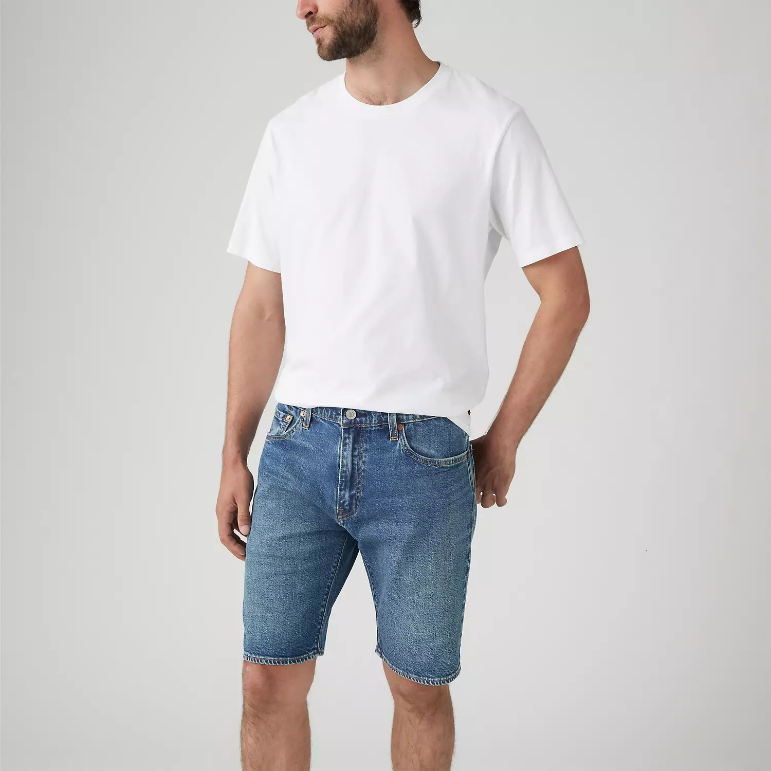 405 Стандартные мужские шорты 10" Levi's, цвет Comeback Tour - Medium Wash — фото 2