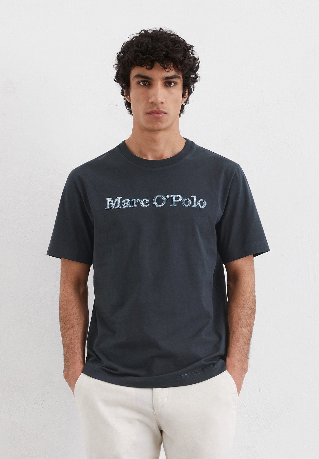 

Футболка с принтом REGULAR AUS MITTELSCHWEREM Marc O'Polo, темно-синий