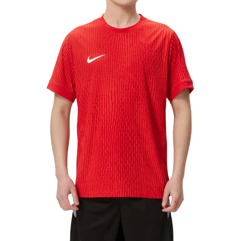 Nike Футболка Swoosh мужская красная с круглым вырезом Moderate