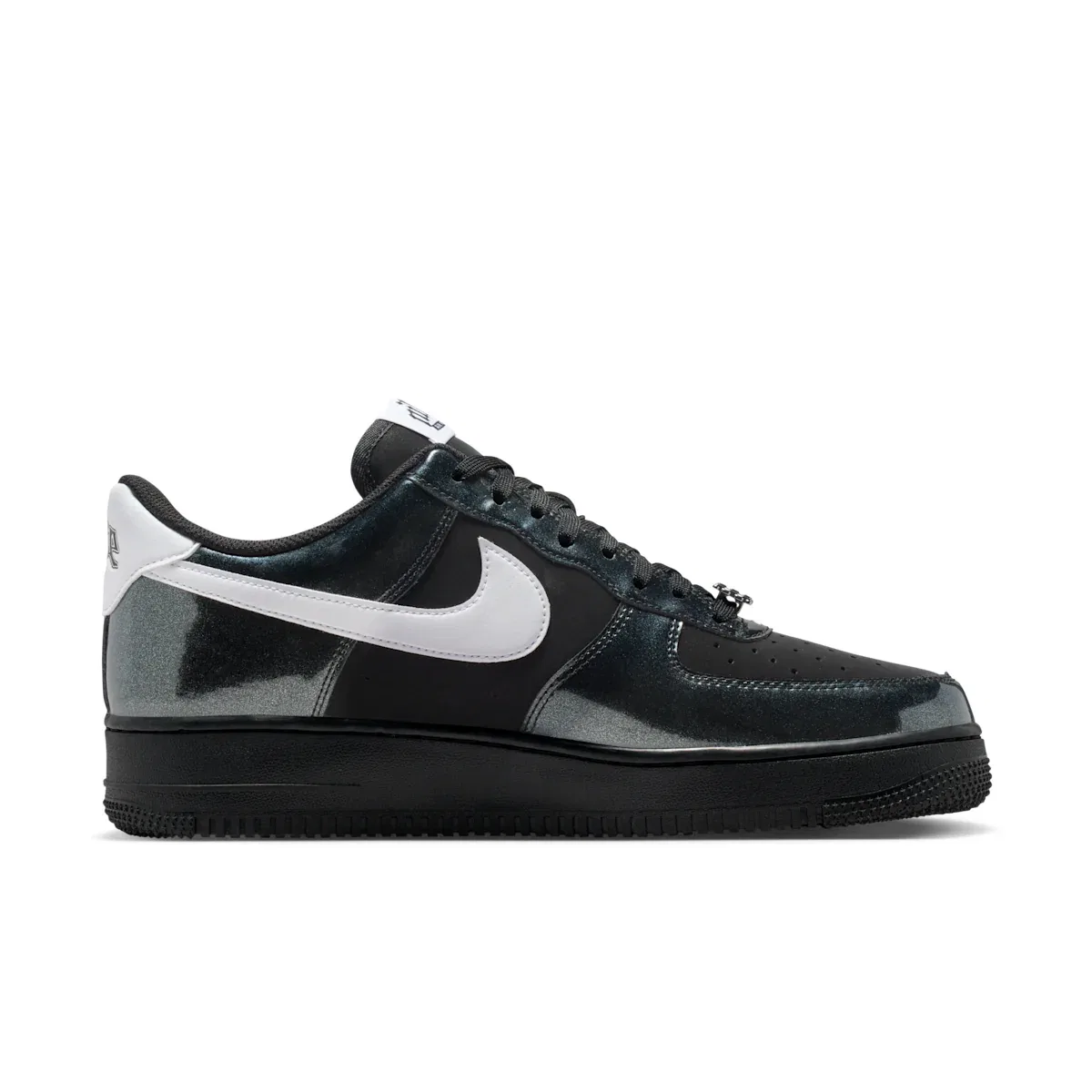 Мужские кроссовки Air Force 1 '07 LV8 Nike, черный — фото 3