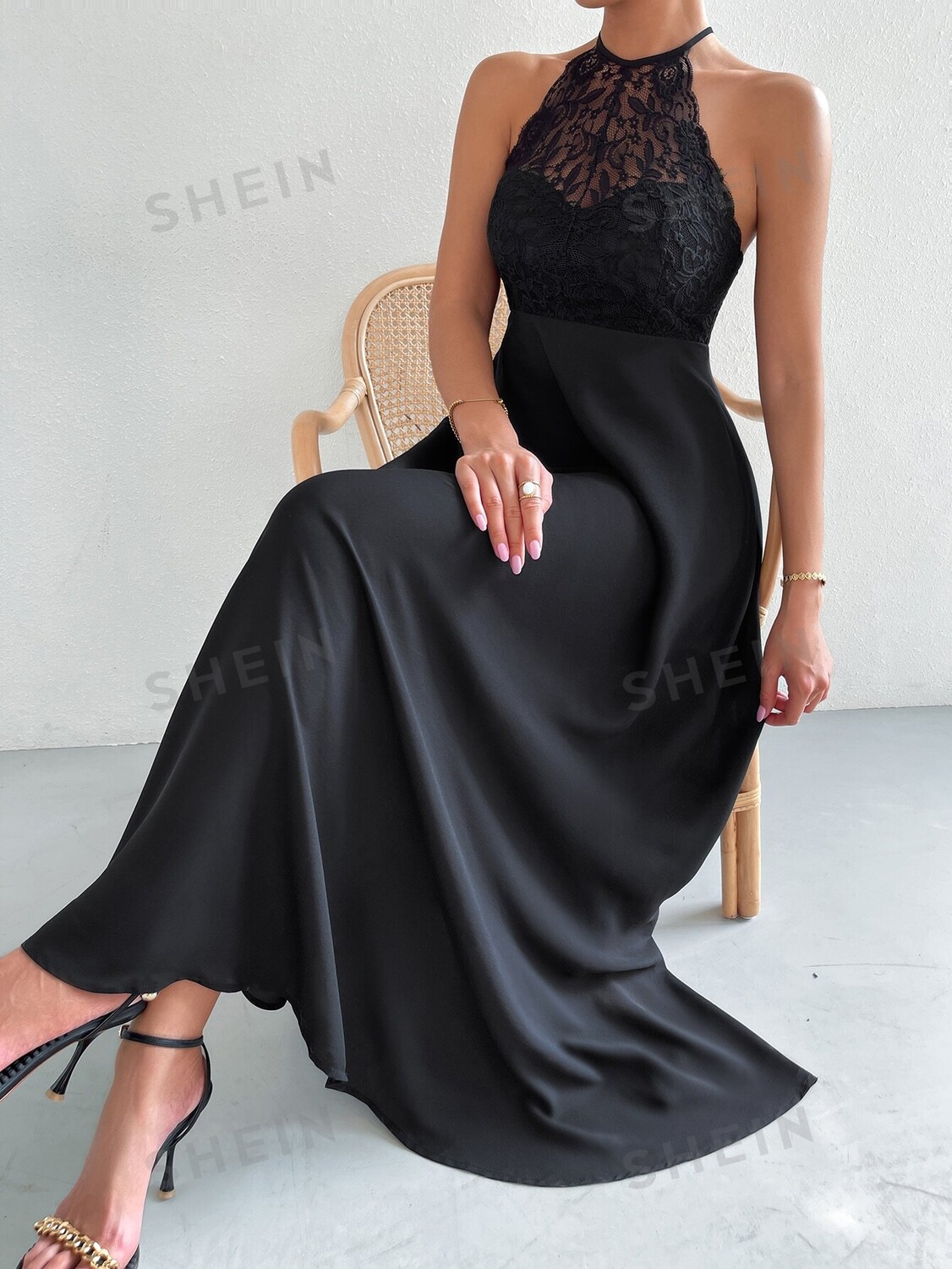 

Belle, Юбка А-силуэта, открытая спина, завязки, кружевная отделка Shein, черный