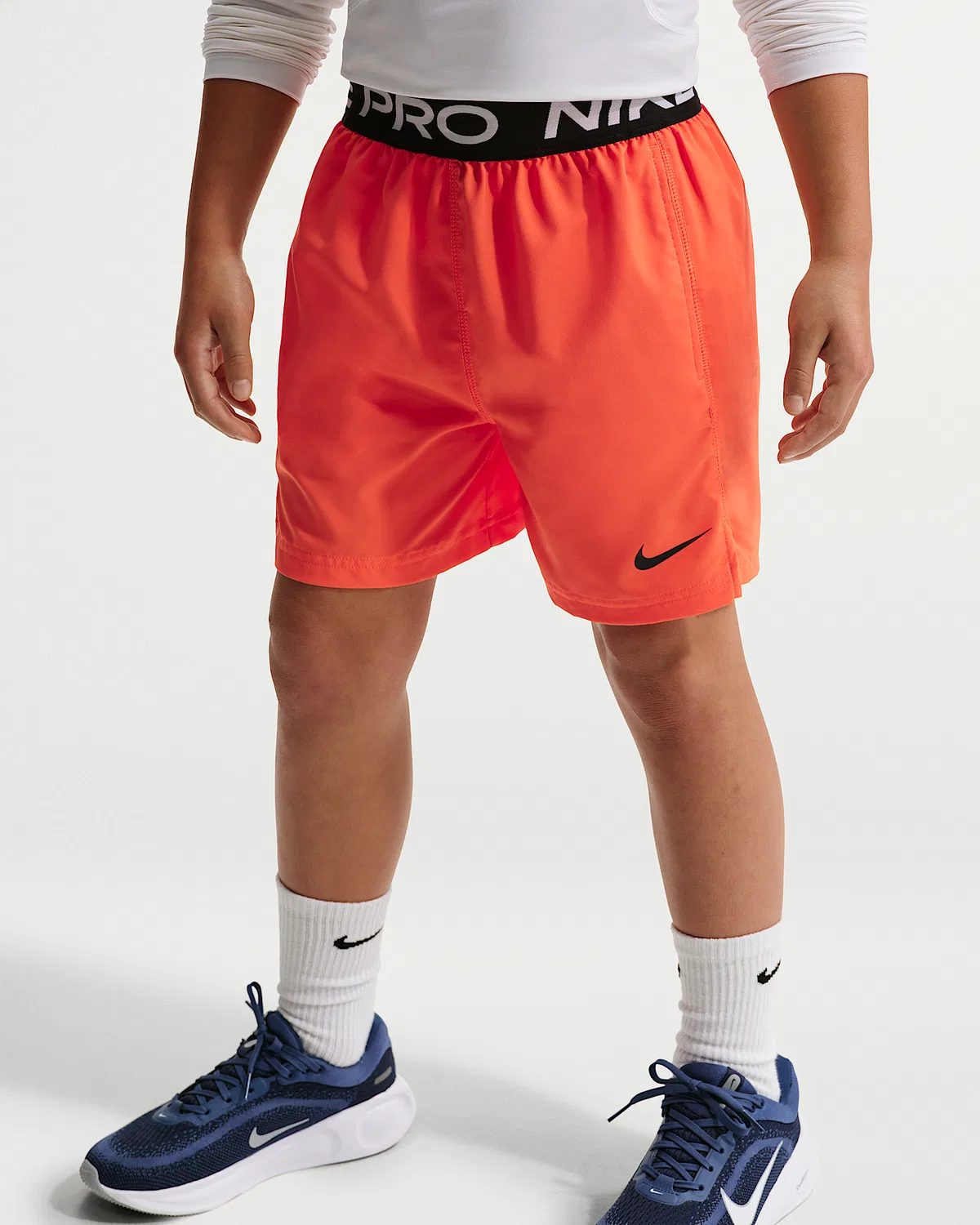 Детские тренировочные шорты Nike Pro Dri-FIT для мальчиков, Turf Orange/White/Black — фото 2