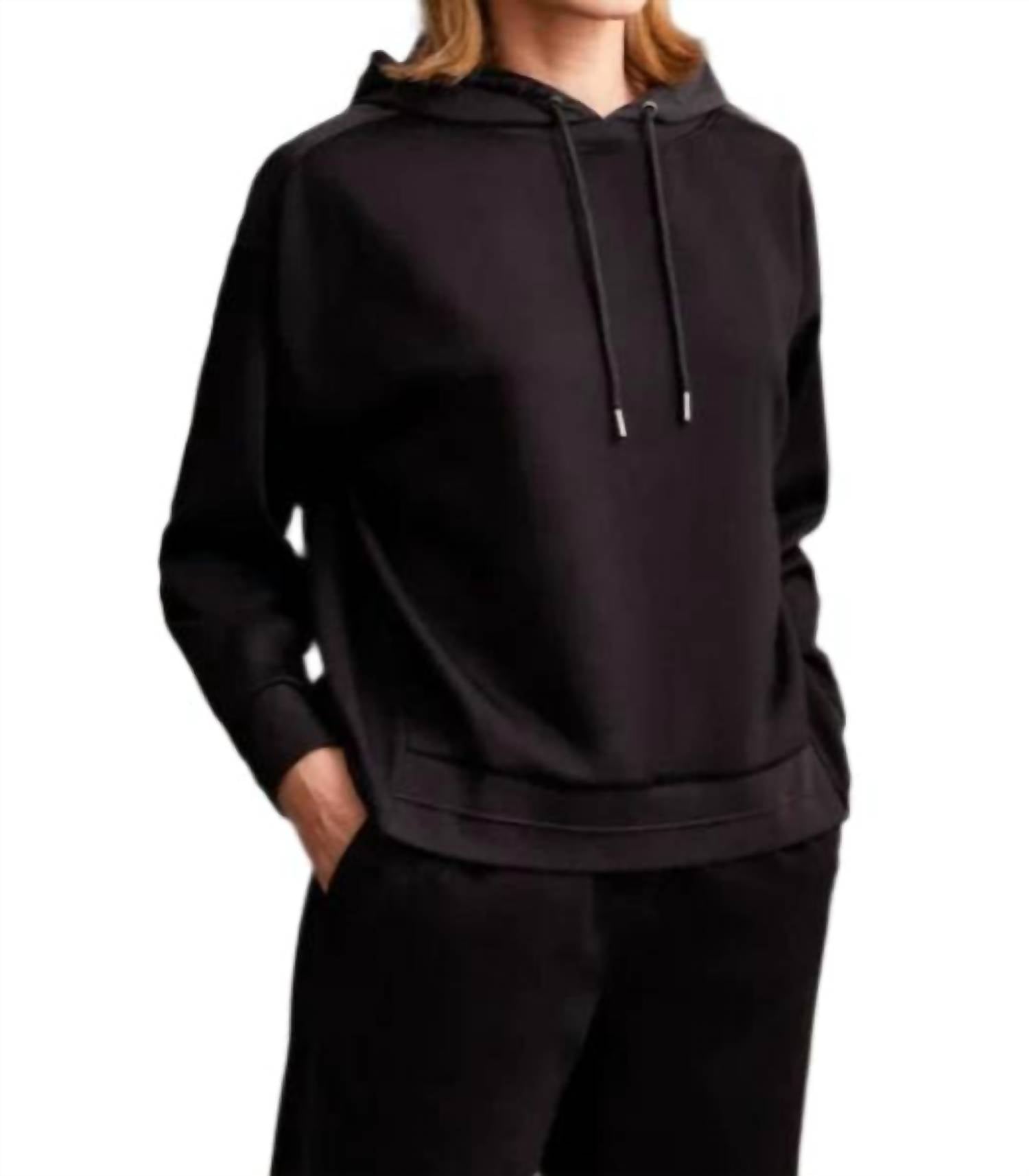 

Толстовка Techno Lux Stretch черного цвета TRIBAL