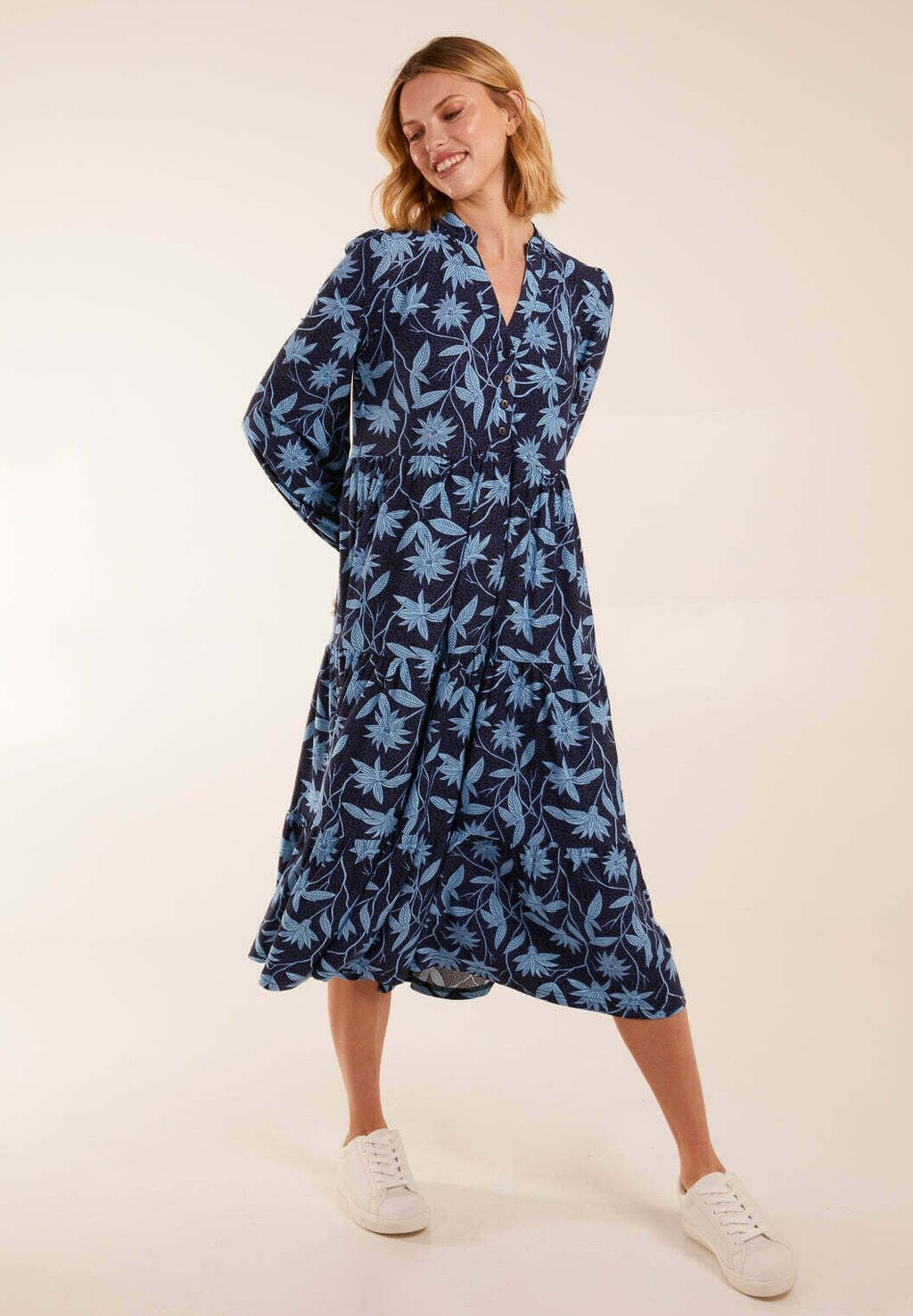 

Платье-блузка COLLAR TRAPEZE MIDI Blue Vanilla, цвет blue
