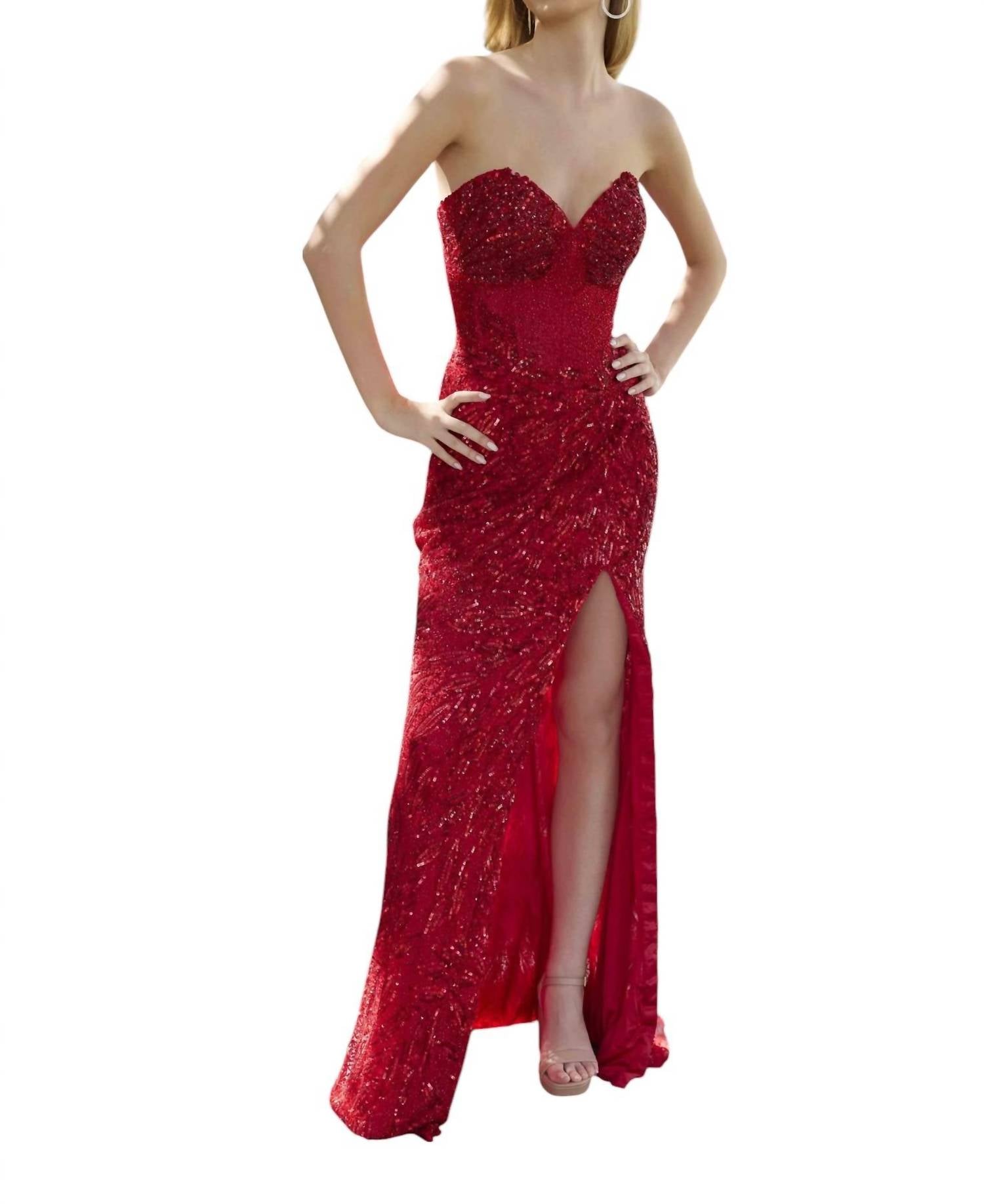 

Длинное платье-корсет с бусинами в красном цвете Primavera