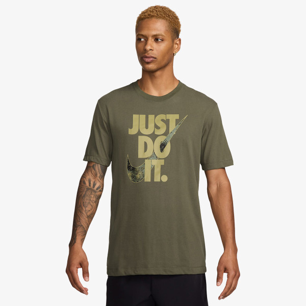 

Футболка m nk df tee ss камуфляж jdi Nike, зеленый