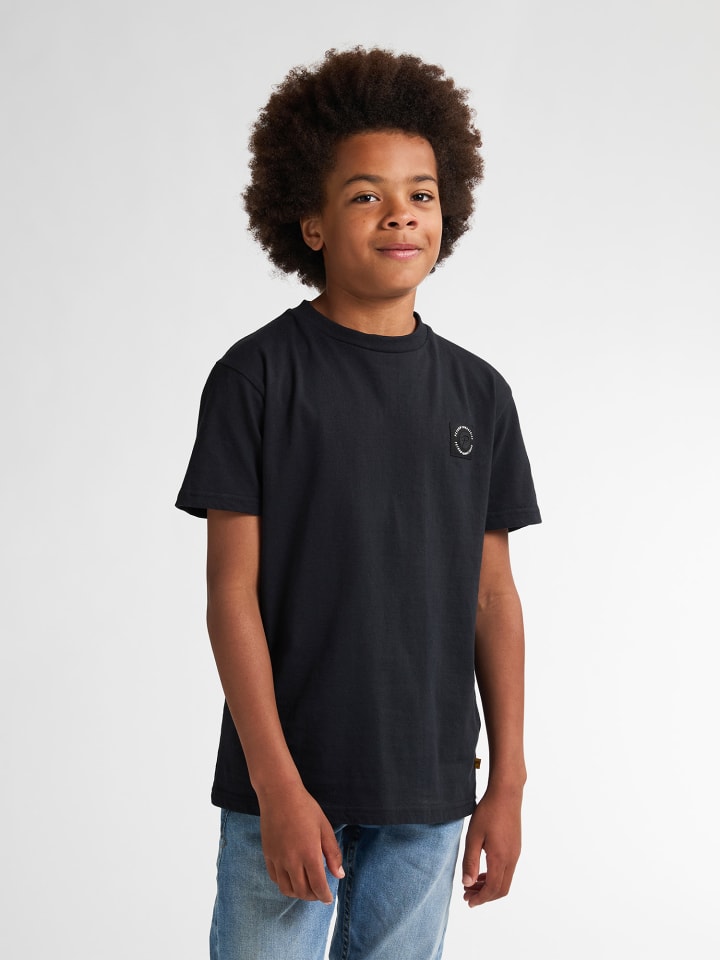 

Футболка Petrol Industries, черный