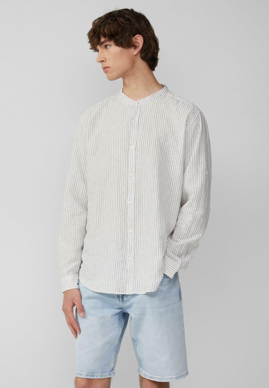 

Рубашка REGULAR FIT GESTREIFTES -MIT KREMPELÄRMELN QS, зеленый