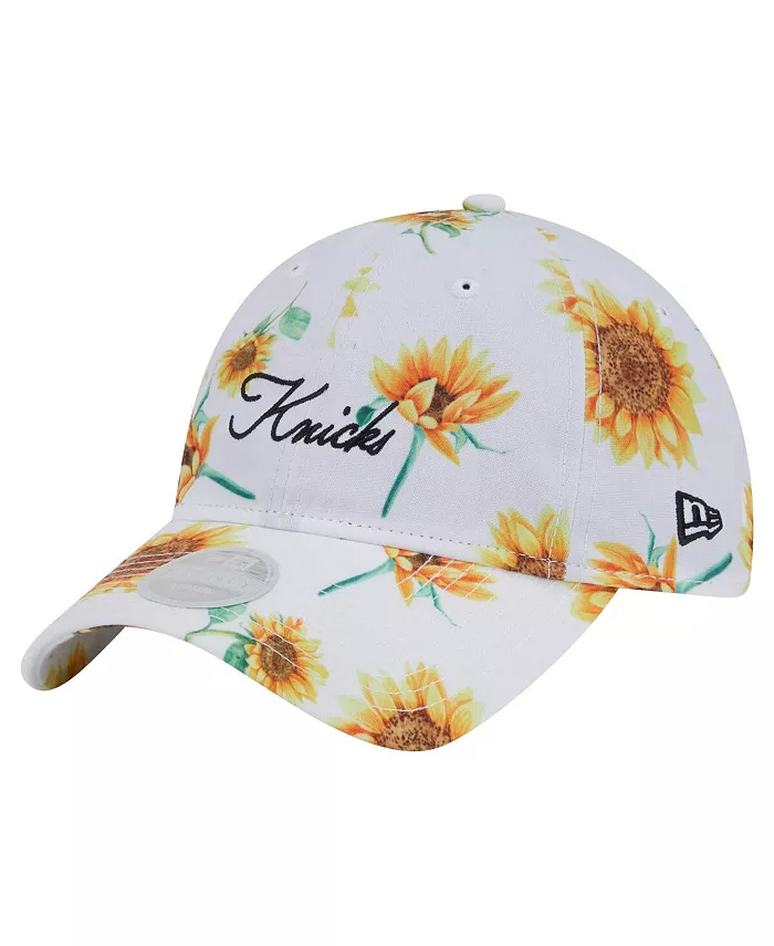 

Женская белая регулируемая кепка New York Knicks Adventure Flower 9TWENTY New Era