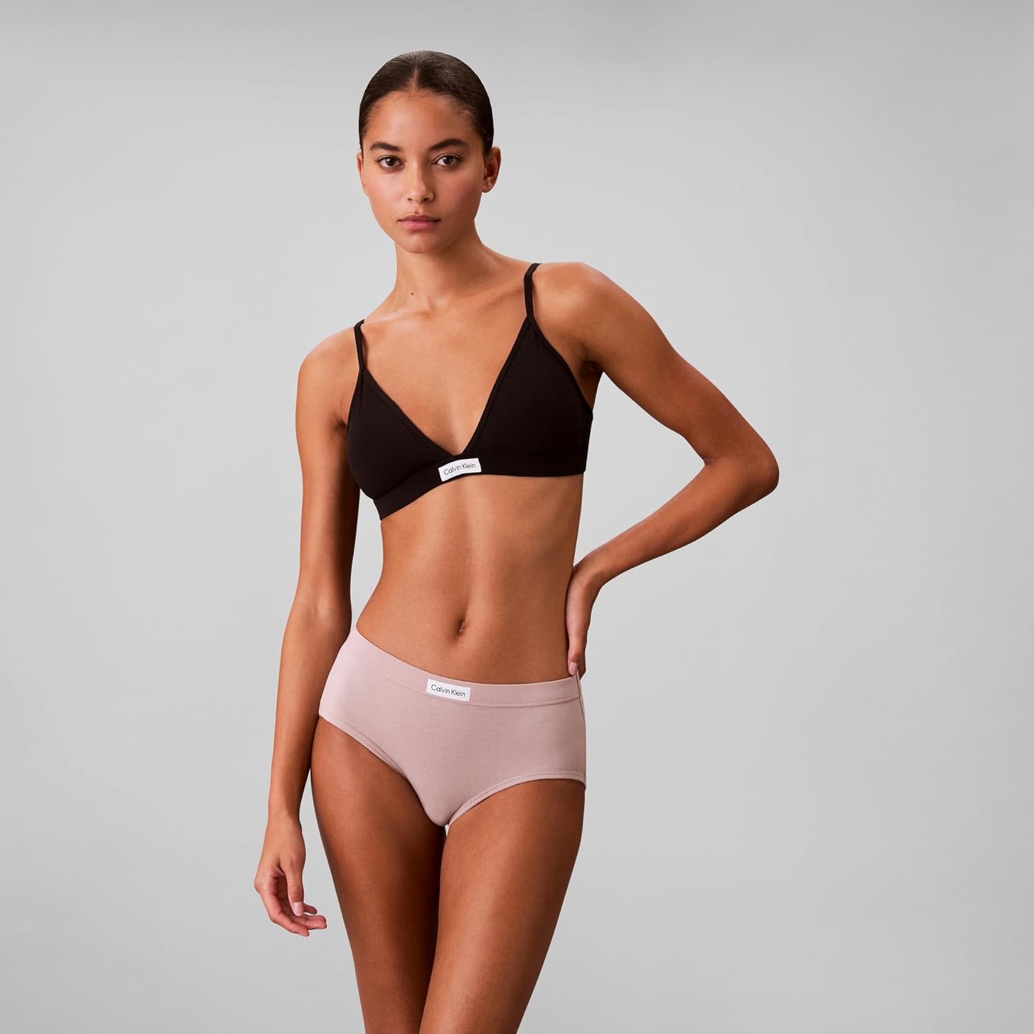 Женские трусики-слипы Calvin Klein Comfort Logo из хлопка и эластичного материала, упаковка 3 шт., Black/Fresh Taupe/Fall Berry — фото 4