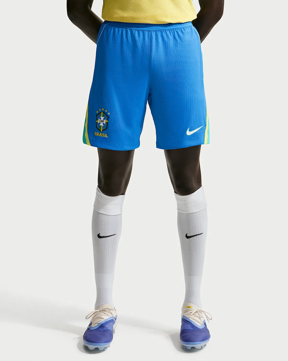 Мужские футбольные шорты Nike Aero-FIT Authentic Brazil 2026 Match Home, Light Photo Blue/Light Menta/White — фото 2