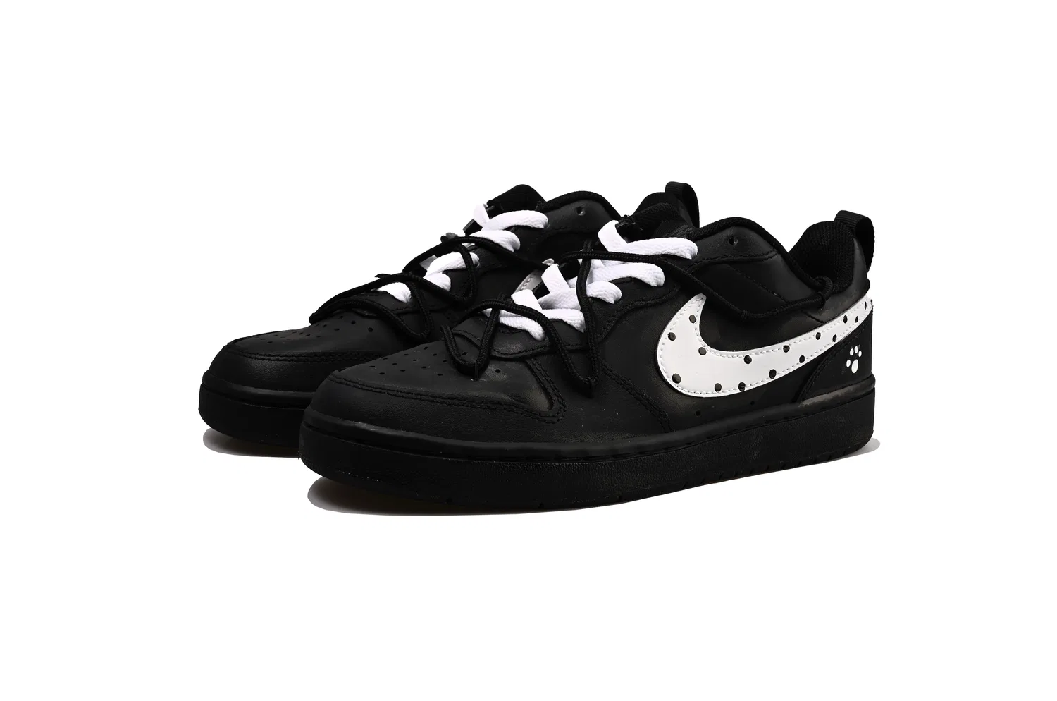 Детские кожаные низкие кроссовки для скейтбординга Court Borough Polka Dot Puppy Vlad Unisex Nike, Black — фото 4