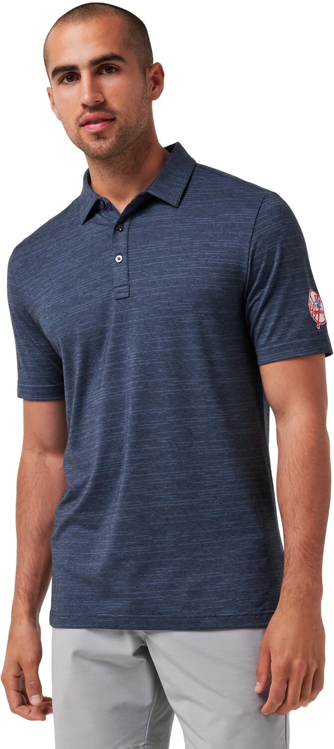 

Поло TravisMathew New York Yankees The Heater Polo, цвет Vintage Indigo/Black