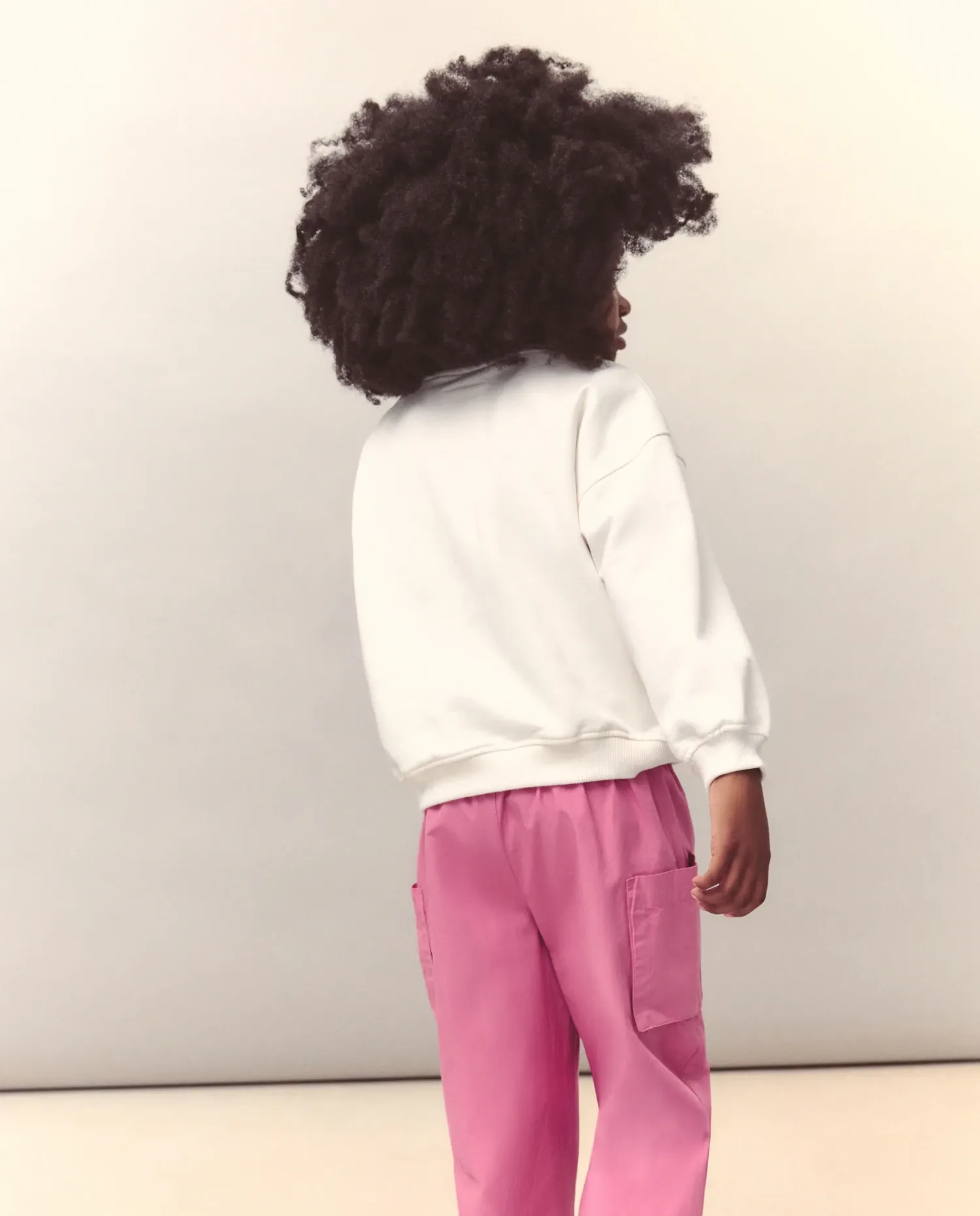 Детский свитер с позиционным принтом Kids El Corte Inglés, белый — фото 3