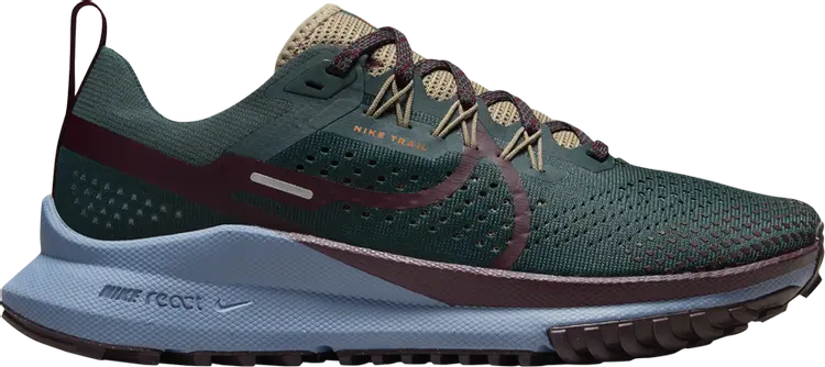 

Кроссовки Wmns React Pegasus Trail 4 'Deep Jungle Night Maroon', зеленый