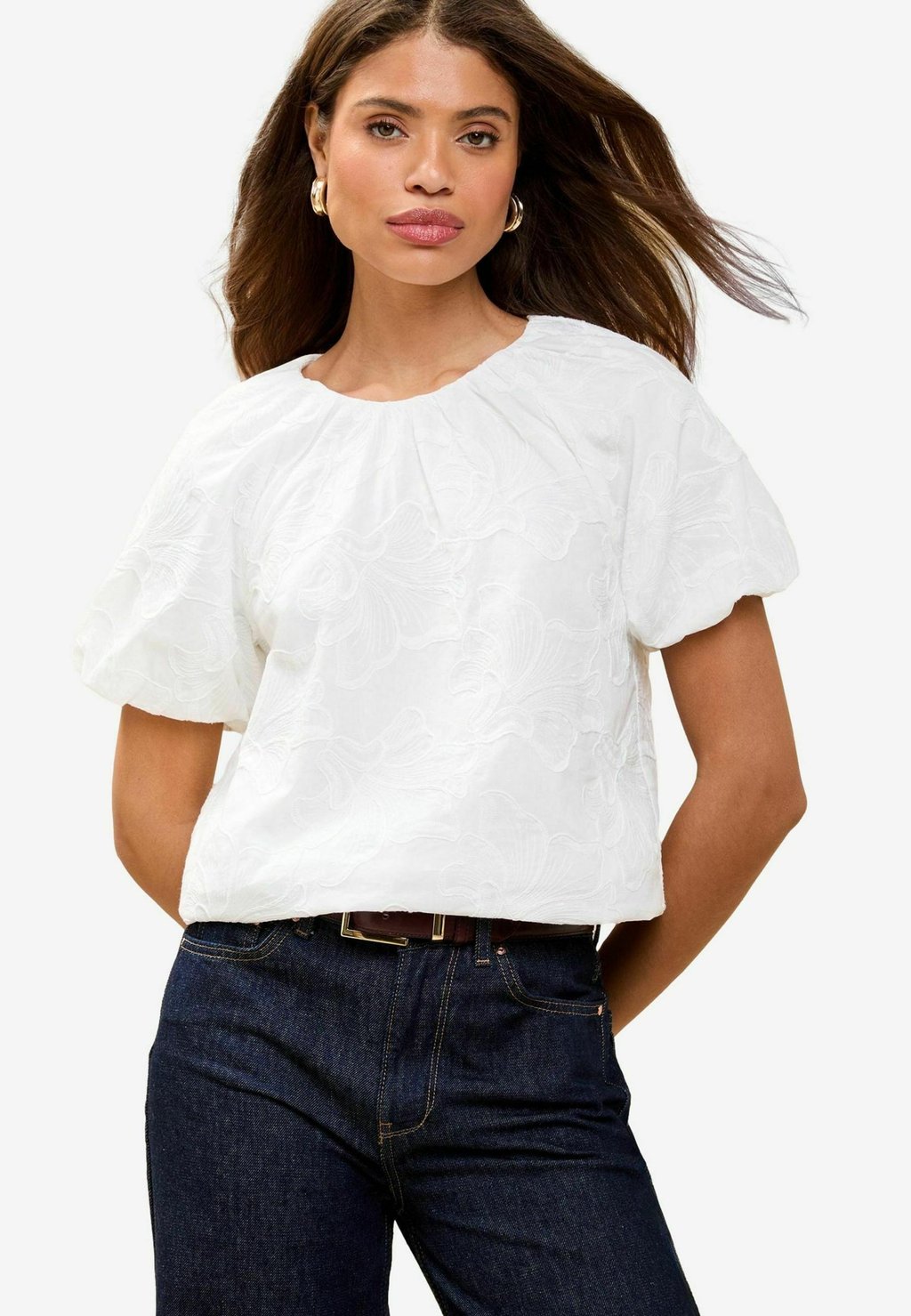 

Блуза REGULAR FIT-BUBBLE PUFF SLEEVE EMBROIDERED Lipsy, белый