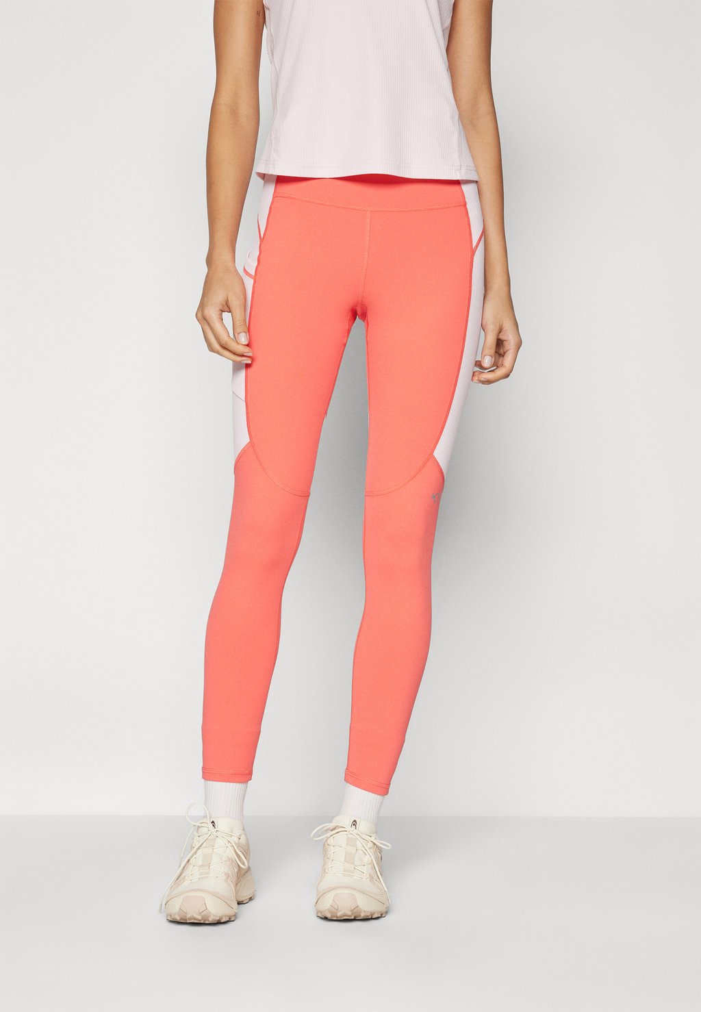 

Леггинсы LINNEA TIGHTS Kari Traa, светло-красный