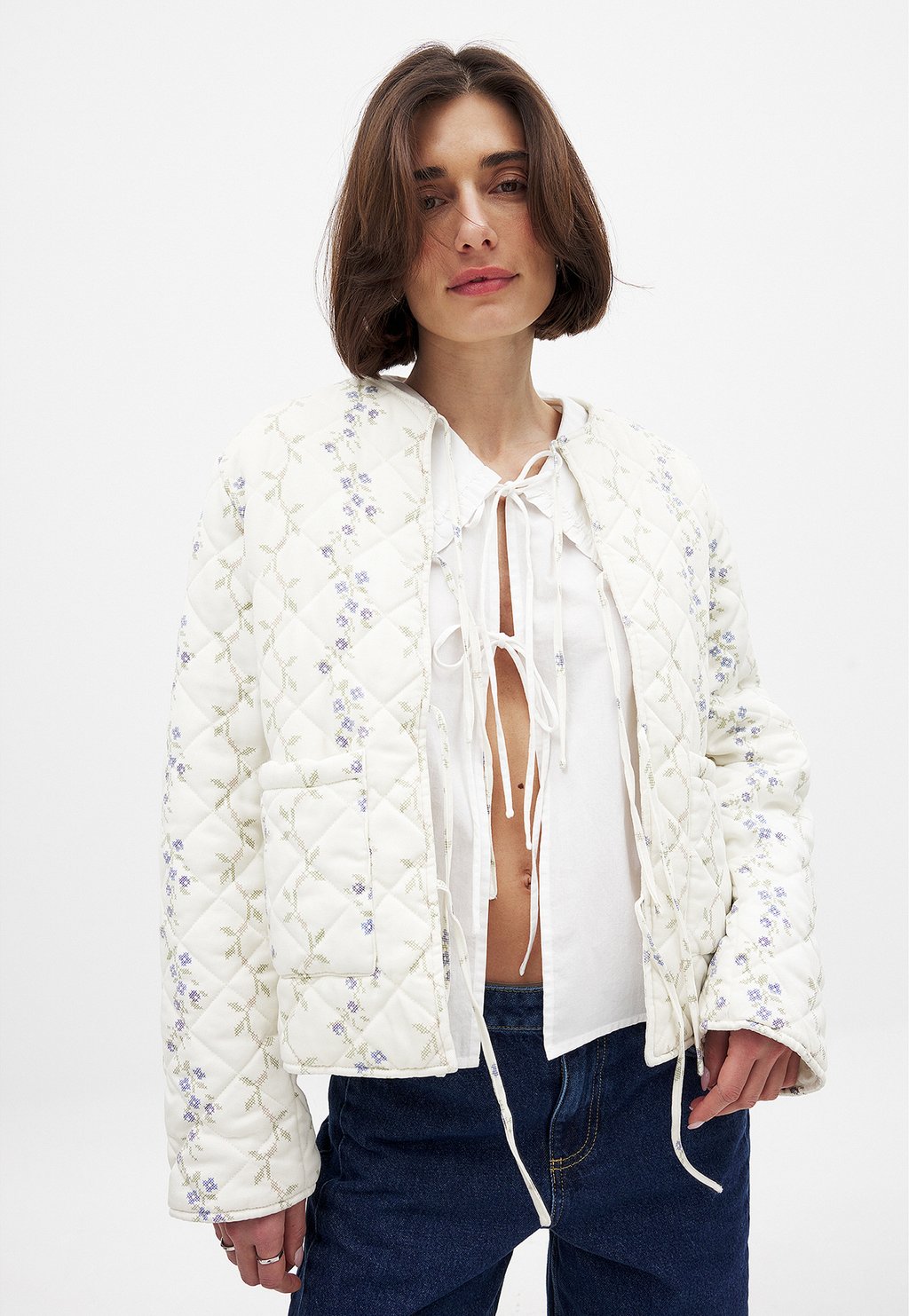 

Легкая куртка DETAIL QUILTED NA-KD, белый