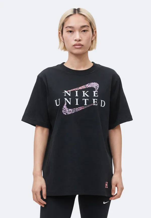 Футболка с принтом United Tee Nike Performance, черный