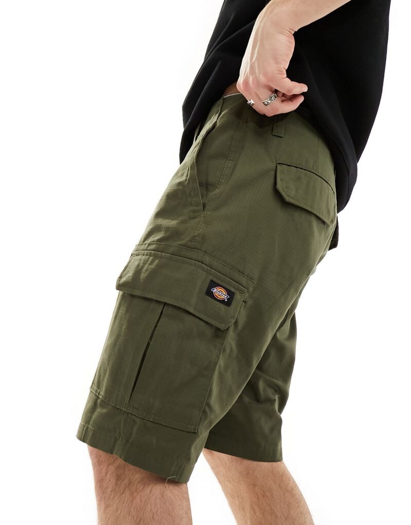 

Темные шорты карго цвета хаки Dickies Millerville