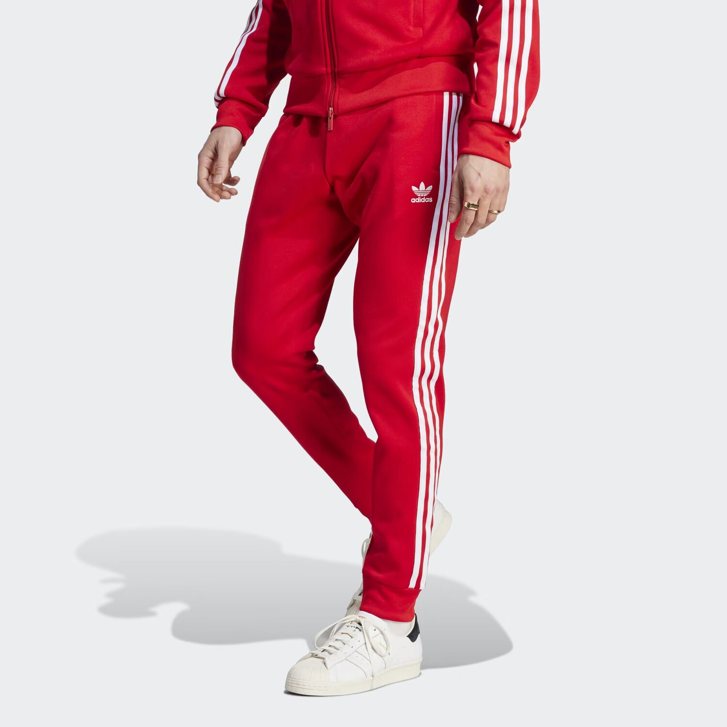 

Спортивные брюки Adicolor Classics SST Adidas, цвет Better Scarlet/White