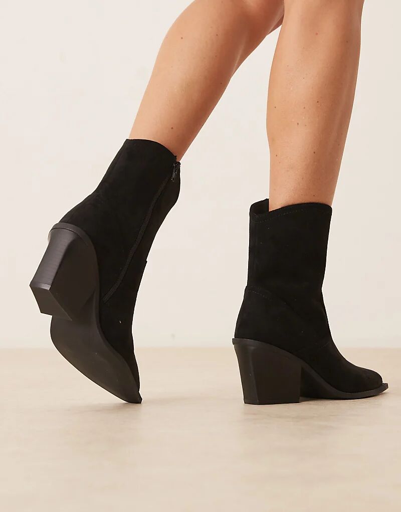 Ботинки в стиле вестерн на каблуке Remedy от ASOS DESIGN Wide Fit из черной замши — фото 3