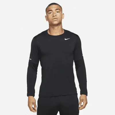 

Футболка Nike Element, черный