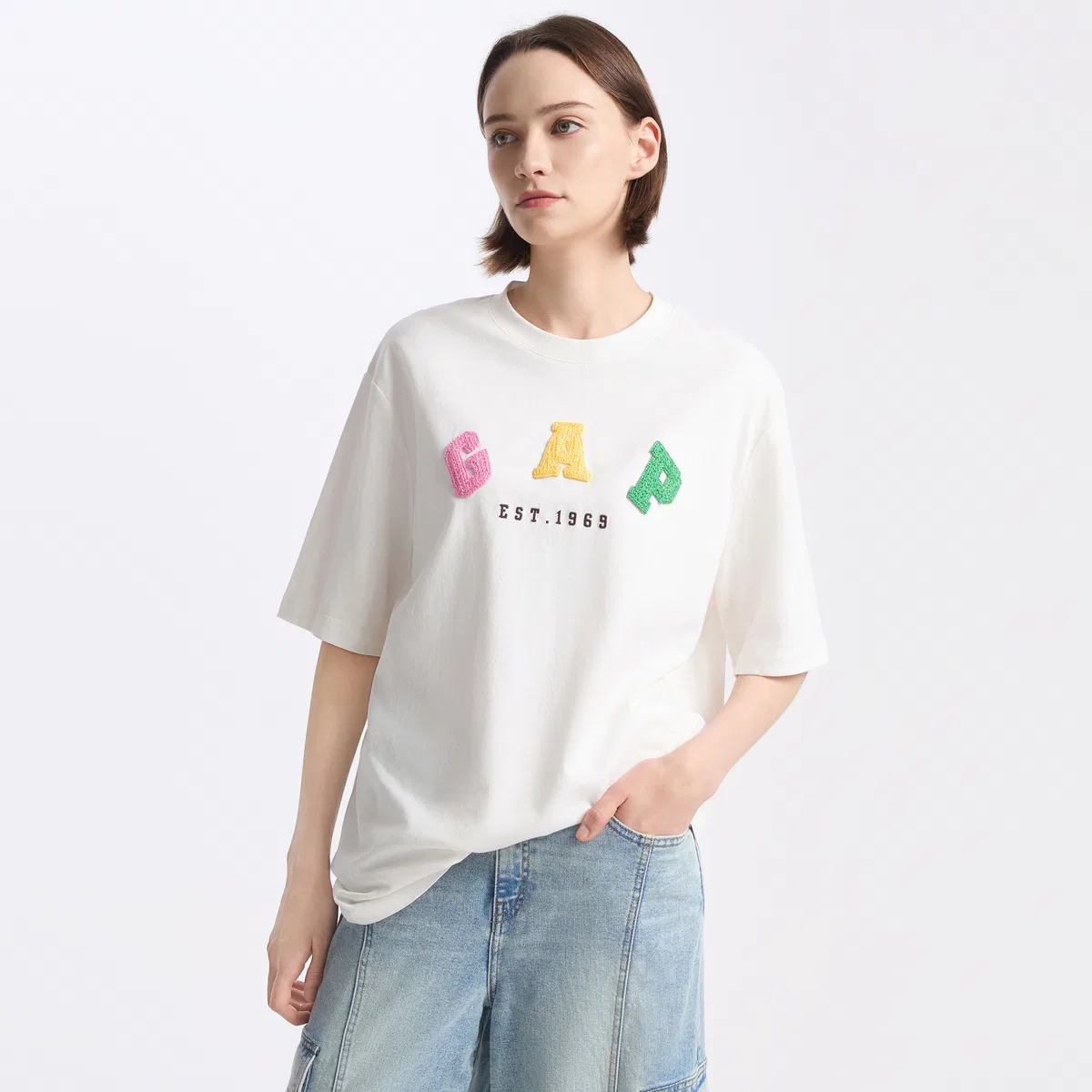 Футболка женская с круглым вырезом GAP, White — фото 4