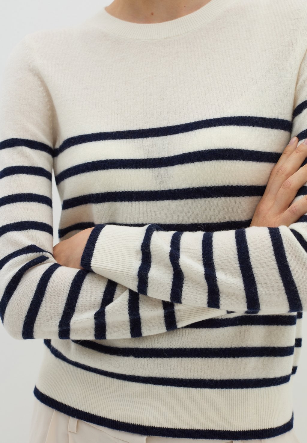 

Джемпер STRIPED Stefanel, молочный