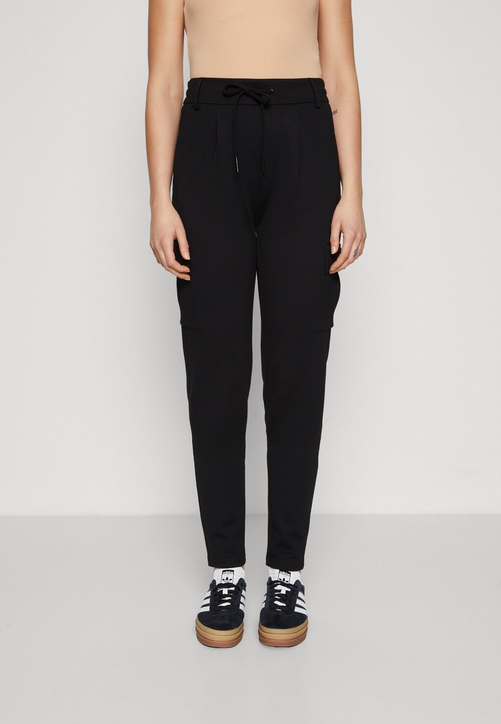 

Брюки карго ONLPOPTRASH LIFE EASY ONLY Tall, черный