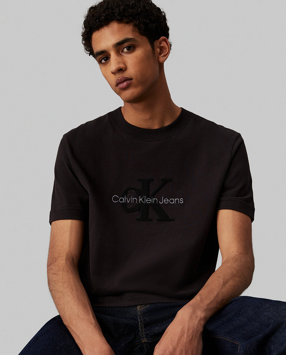 

Мужская футболка с синельной монограммой Calvin Klein Jeans, черный