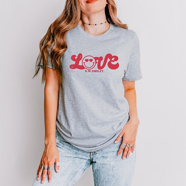 

Футболка с принтом SWSmiley love cursive Simply Sage Market, Heather Grey, Серый, Футболка с принтом SWSmiley love cursive Simply Sage Market, Heather Grey