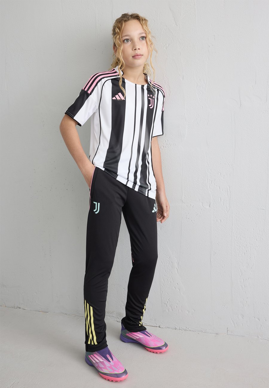 Футболка Adidas Performance JUVENTUS 25/26 HOME JERSEY KIDS UNISEX, White/Black/White — фото 2