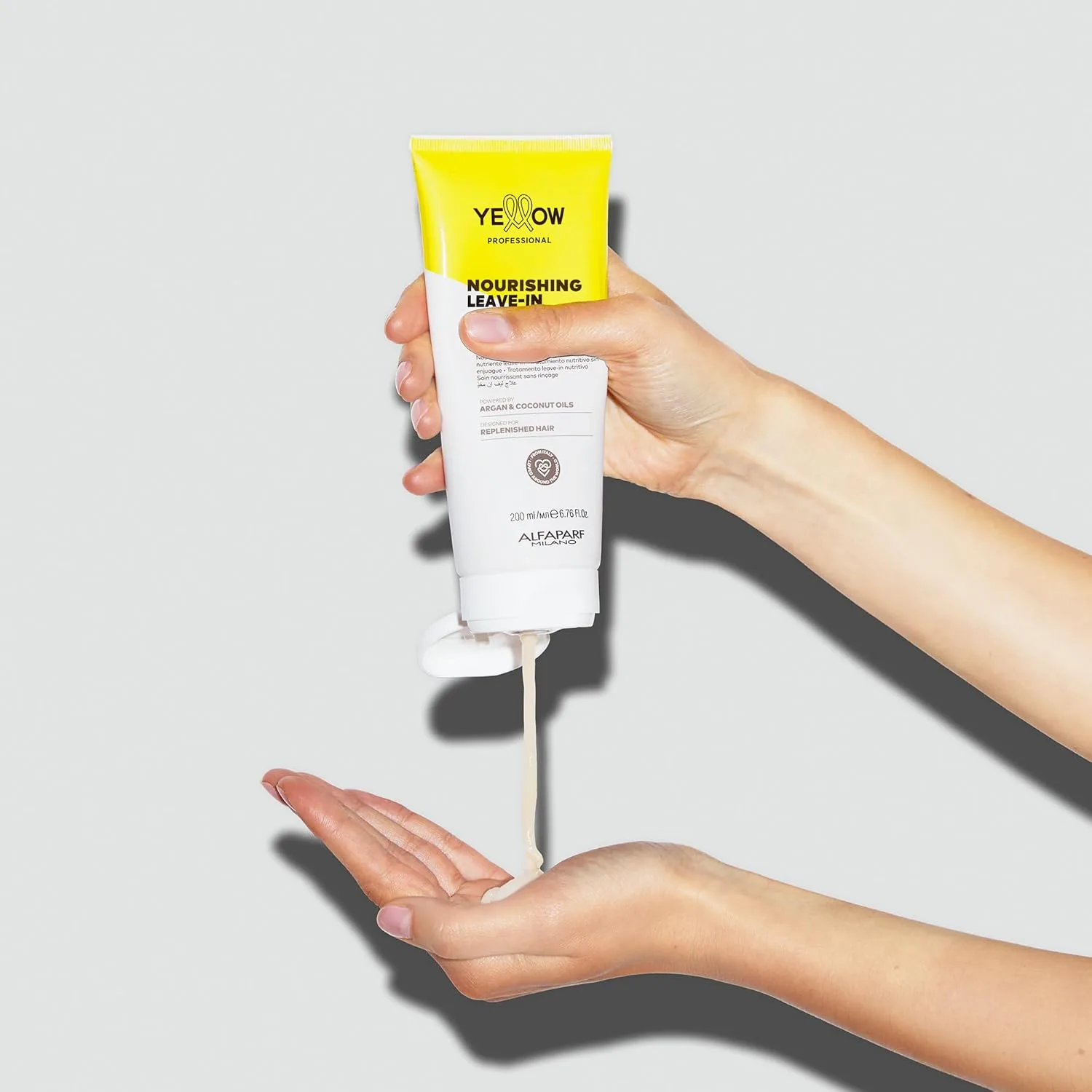 Alfaparf Milano Yellow Professional Питательный несмываемый кондиционер для сухих волос - на основе арганового и кокосового масел - разработан для восстановления волос (200 мл), Yellow — фото 4