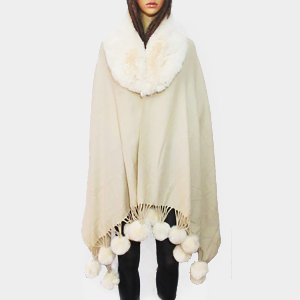 

Искусственный меховой воротник и пончо с помпонами TRUEDAMES, слоновая кость